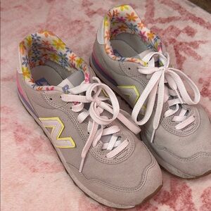 New Balance Light Pink Kids' Sneakers with Floral Lining